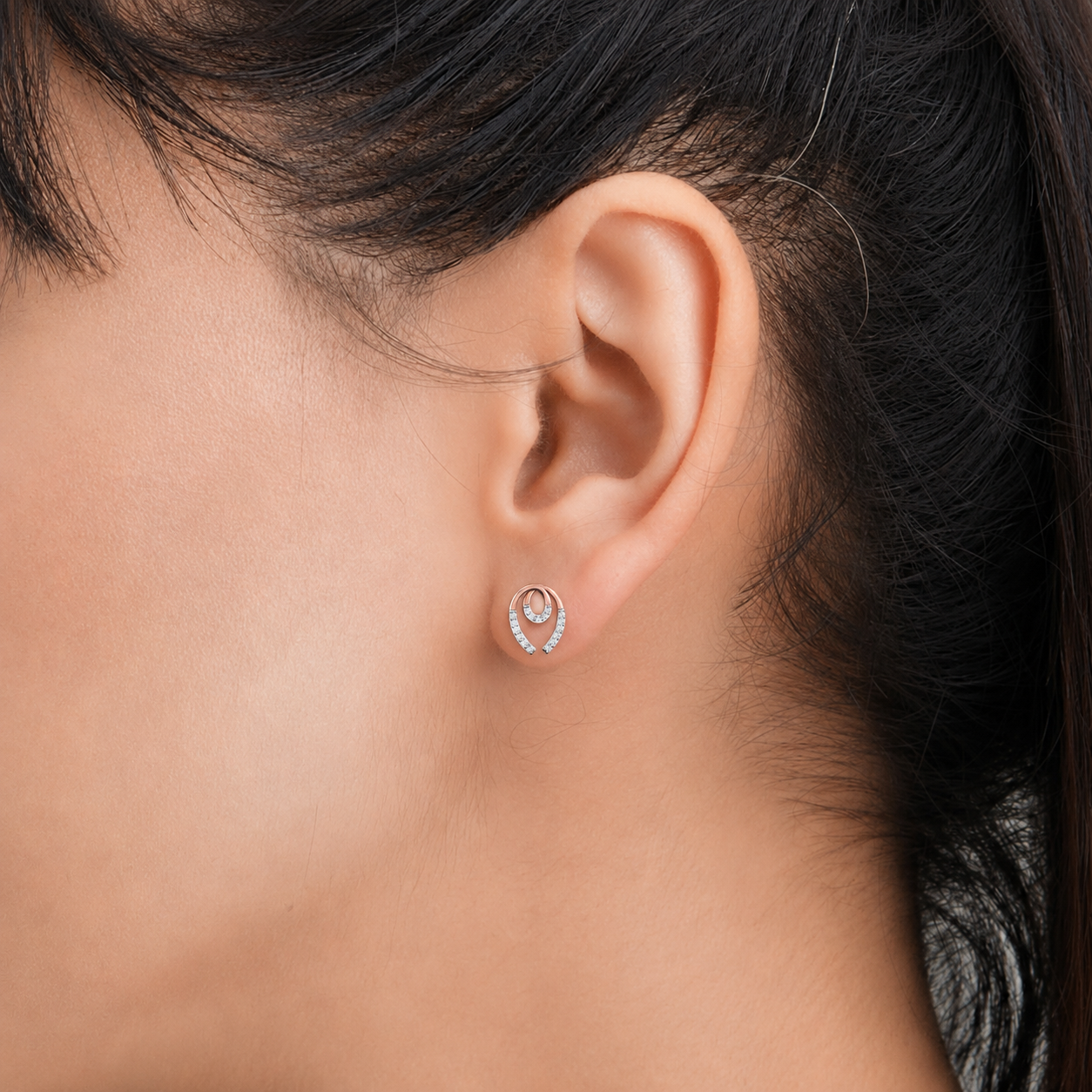 Ribbon Style Diamond 925 Silver Earrings