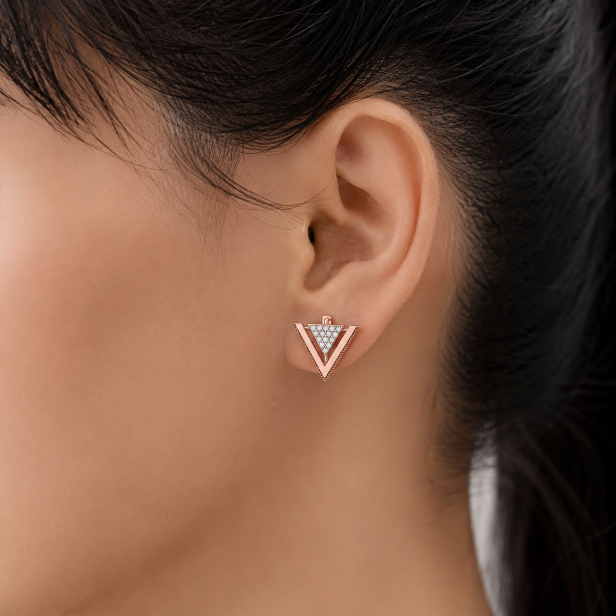 Bold V Edge Diamond 9+25 Silver Studs