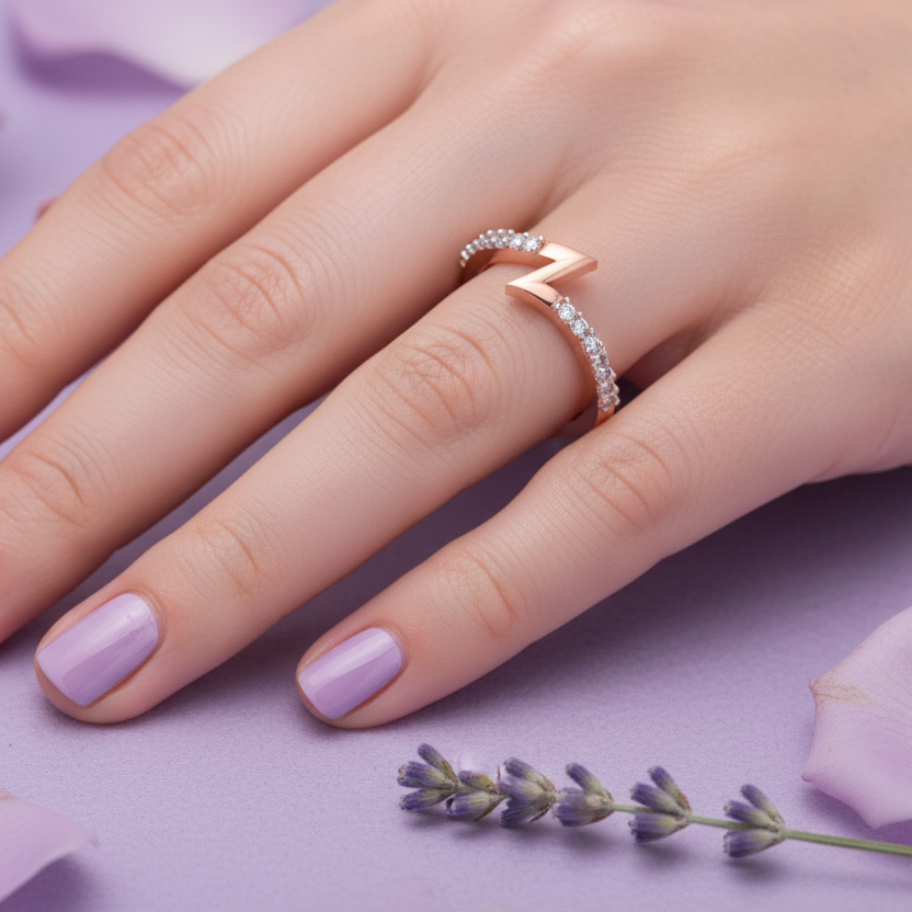 Model Hand - Lightning Bolt Z-Shape Ring